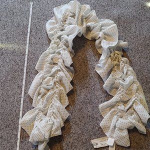 Black and White Arizona Jean Ruffle Scarf NWT